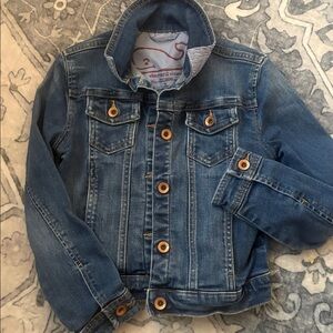 Vineyard vines, girls, jean jacket size small 7/8
